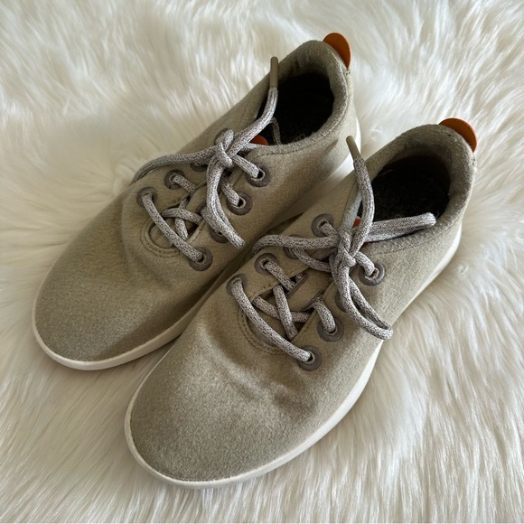 Allbirds Wool Runners - Gray and Cream Sneakers Shoes Sz 8 - Picture 9 of 9